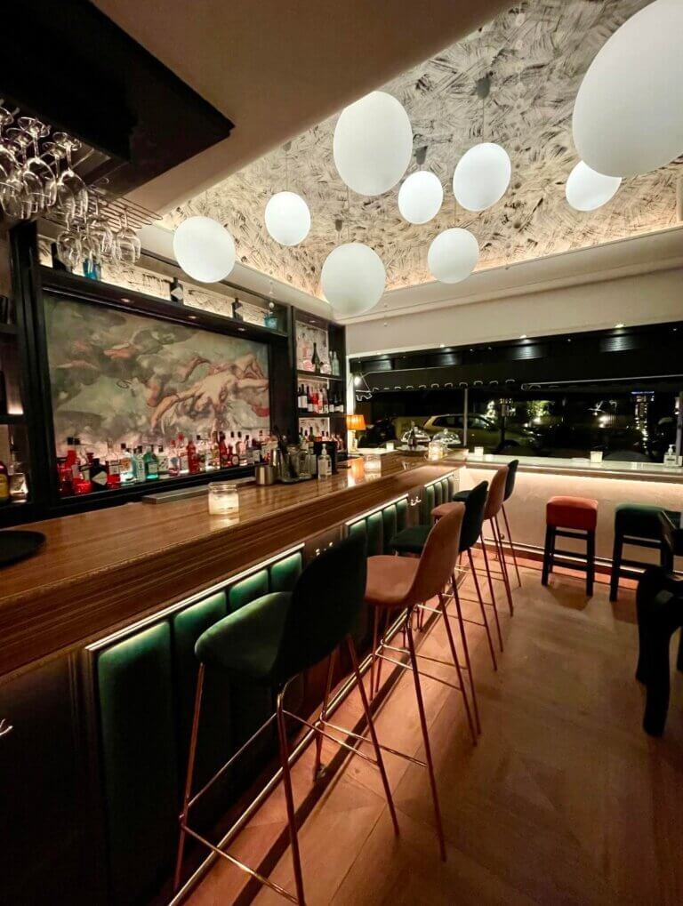 272763604 225823469759963 8299162066769276165 n 768x1019