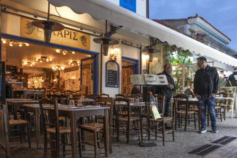 317877211 2199656696879463 5040825081028461507 n 768x512