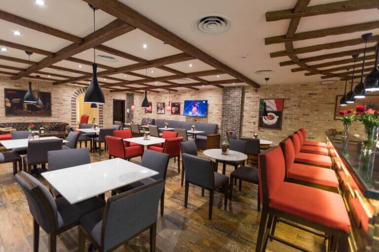 27798116 1150998231670466 5699096492490228605 o 768x512