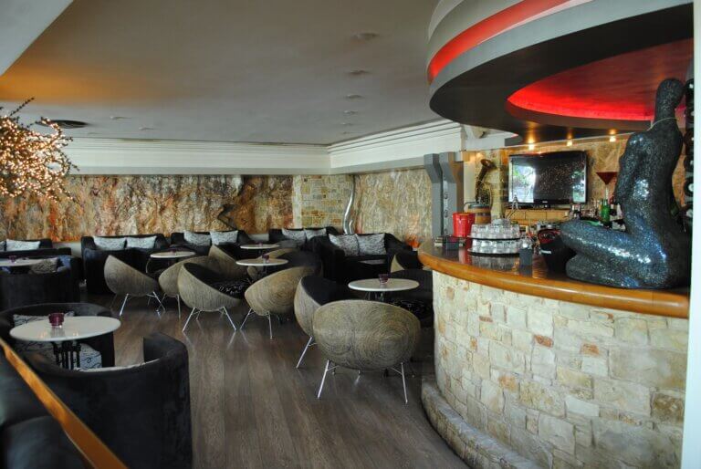 298652990 567020308454549 3370360530024532344 n 768x514