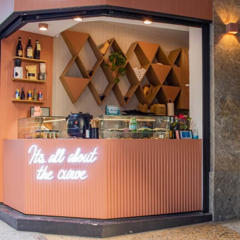 325421659 563062402377375 2626407193279127981 n 768x768