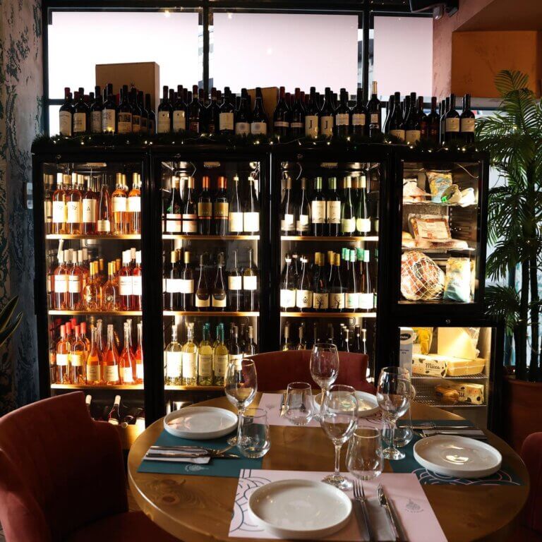 338552235 1957404264603806 5589831278328570233 n 768x768