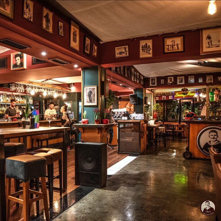 345579020 197319993153458 7784543497787326233 n 768x768