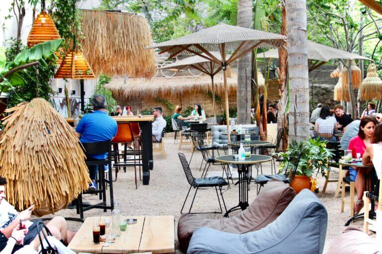 383996233 805274221600355 7595187022330987761 n 768x512