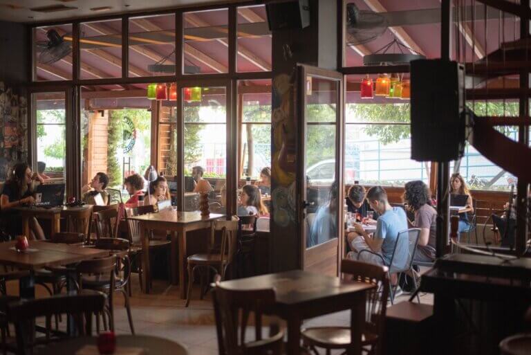 69771025 1473445989469653 7163532595303546880 n 768x513