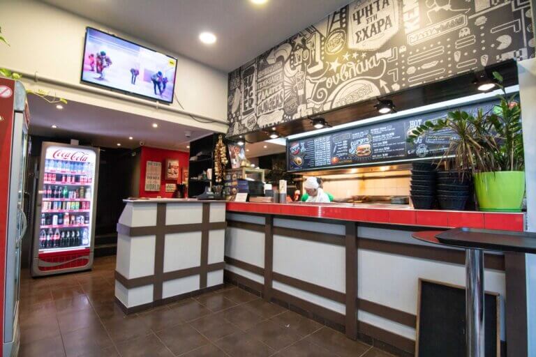 70118773 2402076670005905 854882295029432320 n 768x512